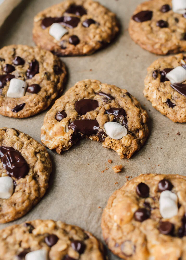 Almond cookie
